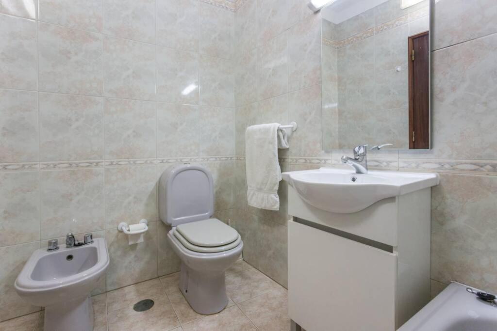 Apartamento Millenium Vista Mar- 2 Passos Da Praia Quarteira Exteriör bild