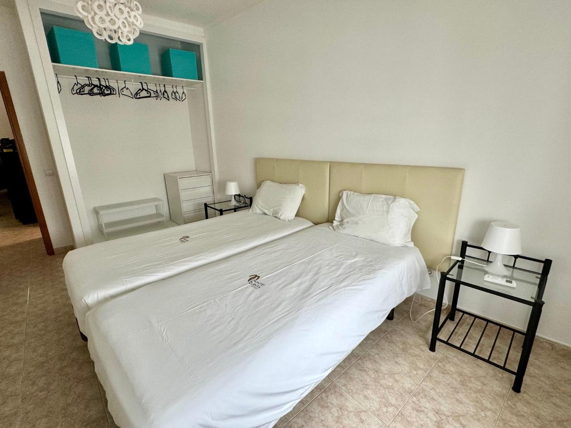 Apartamento Millenium Vista Mar- 2 Passos Da Praia Quarteira Exteriör bild